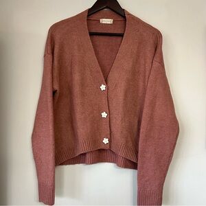 Altar’d State V Neck Cropped Cardigan Flower Buttons Size Medium Whimsical Daisy